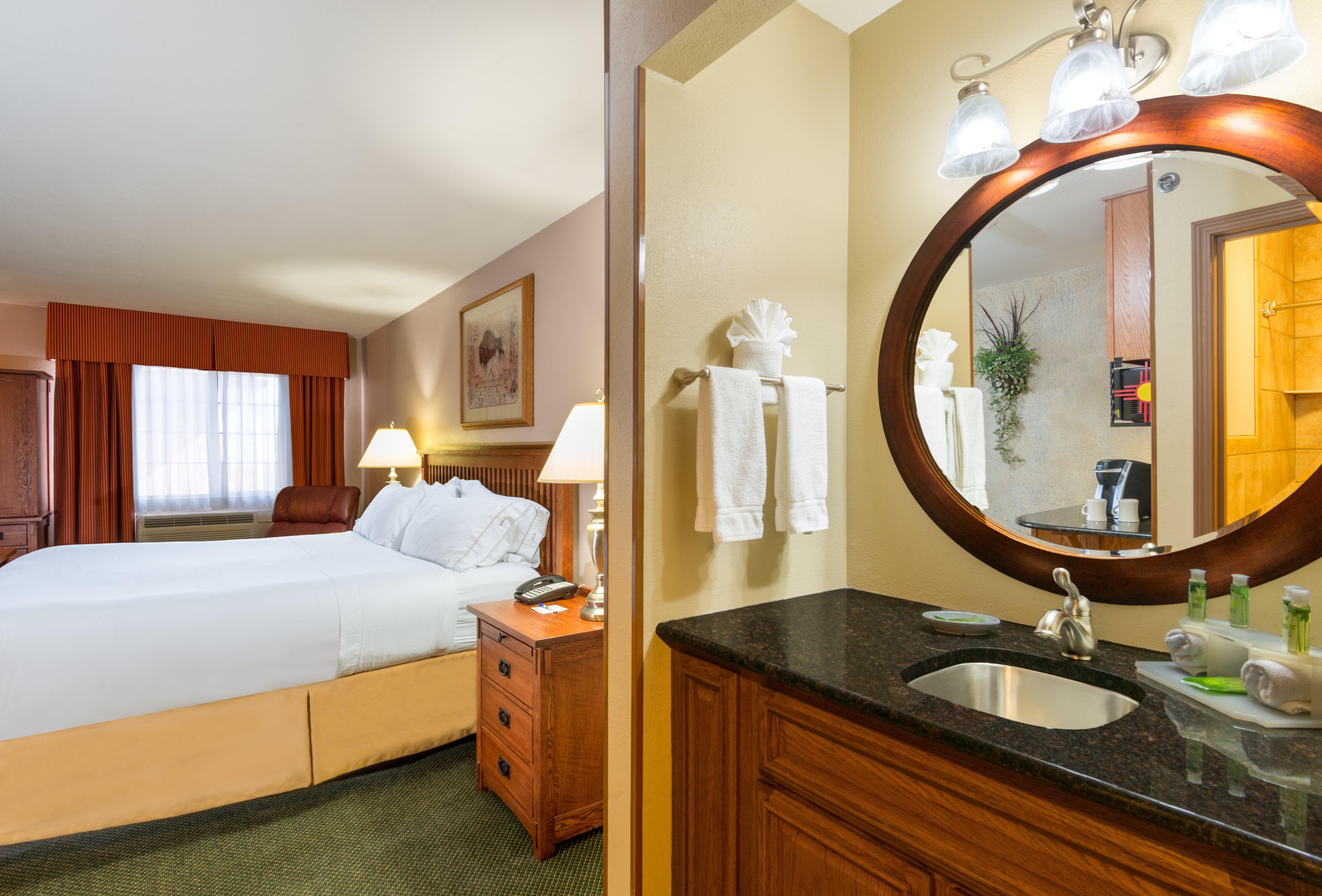 Holiday Inn Express Hotel & Suites Raton By Ihg Εξωτερικό φωτογραφία