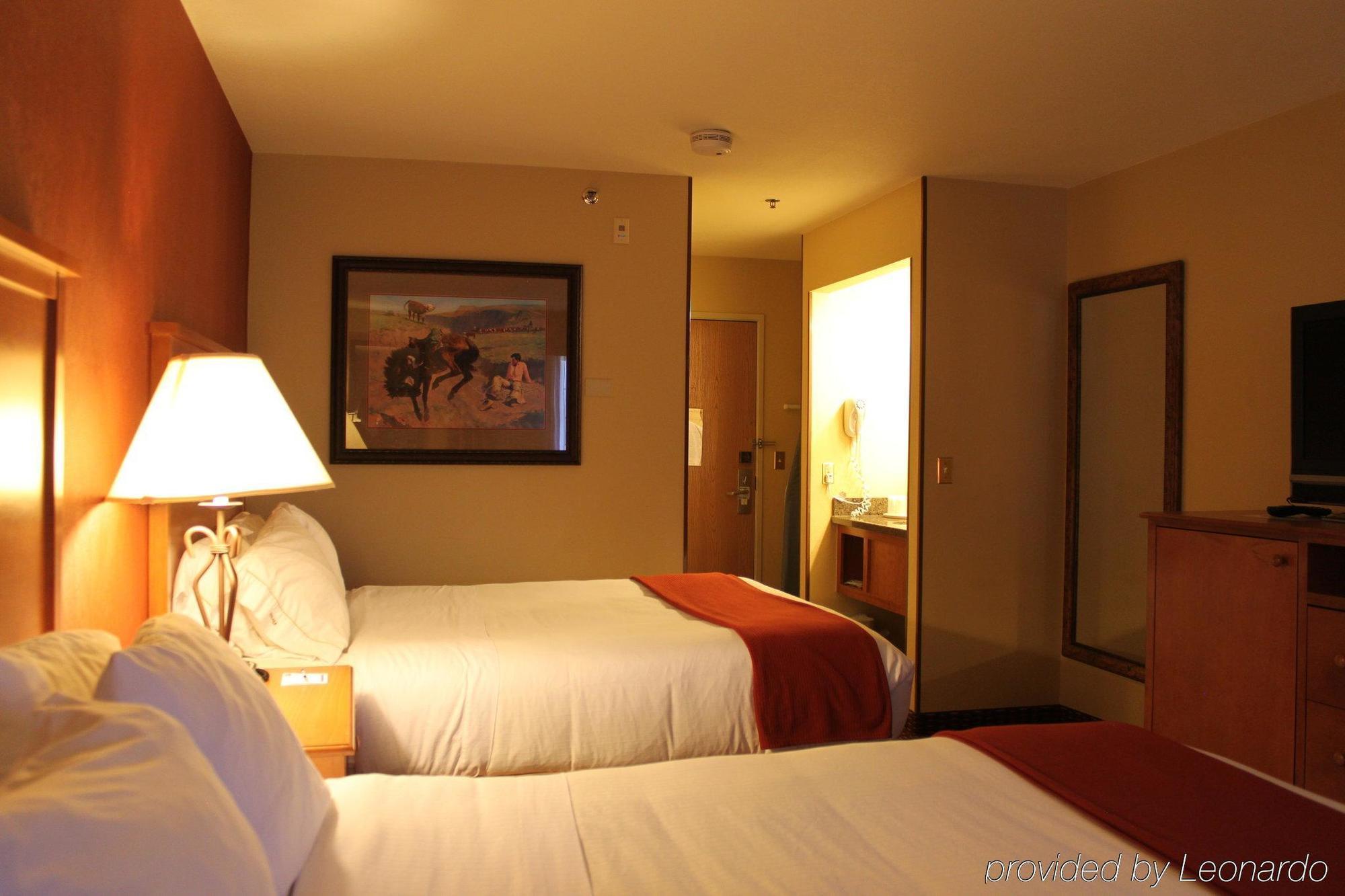 Holiday Inn Express Hotel & Suites Raton By Ihg Εξωτερικό φωτογραφία